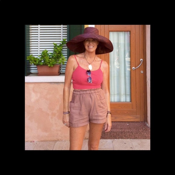 Meet your Posher, Nan - Picture 1 of 1